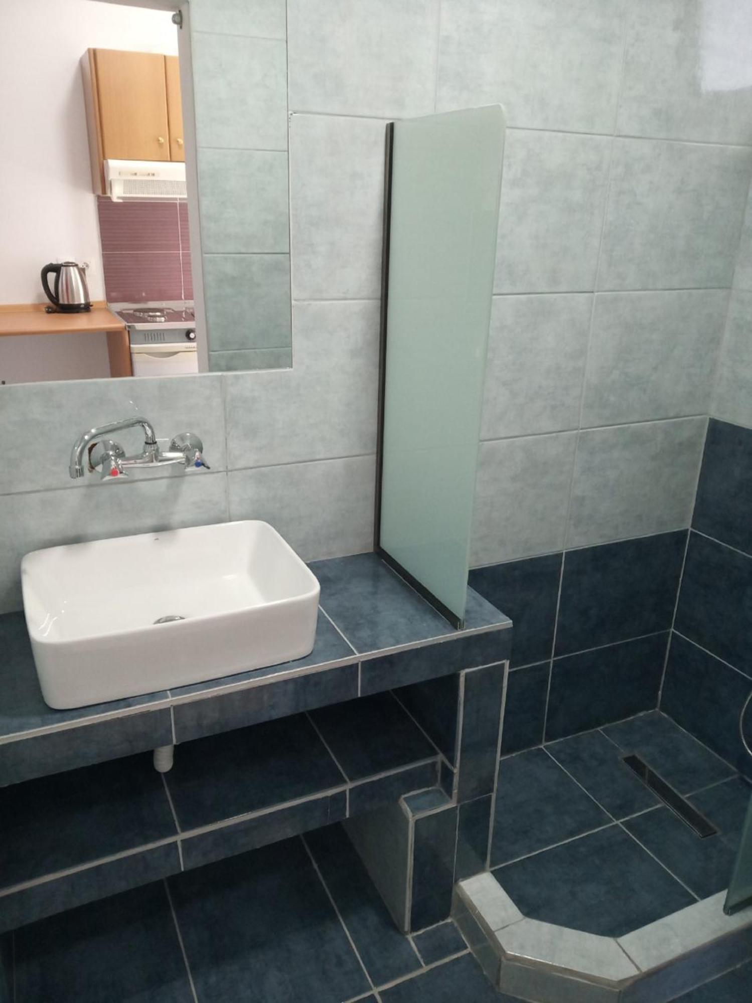 Toulas & Apts No2 Faliraki