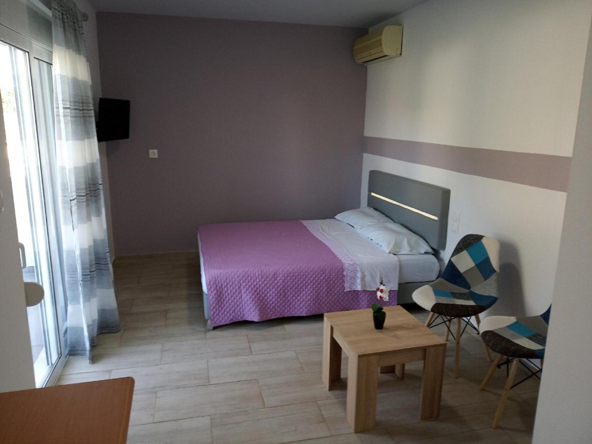 Apartment Toulas & Apts No2 *