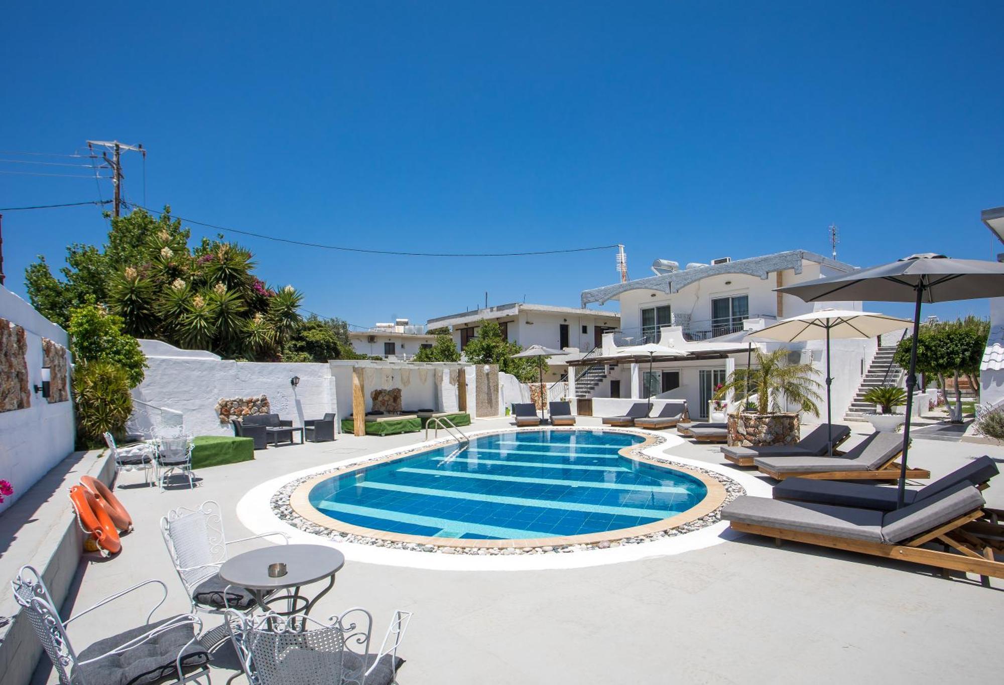 Toulas & Apts No2 * Faliraki
