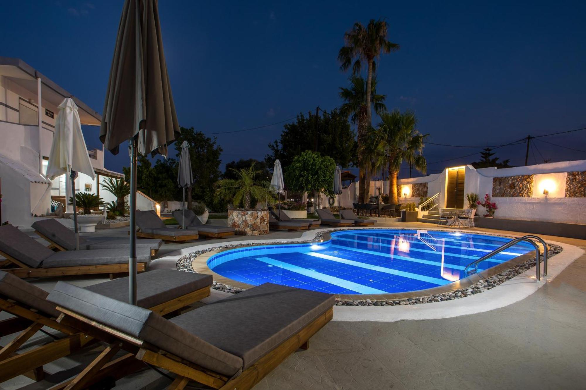 Toulas & Apts No2 Apartment