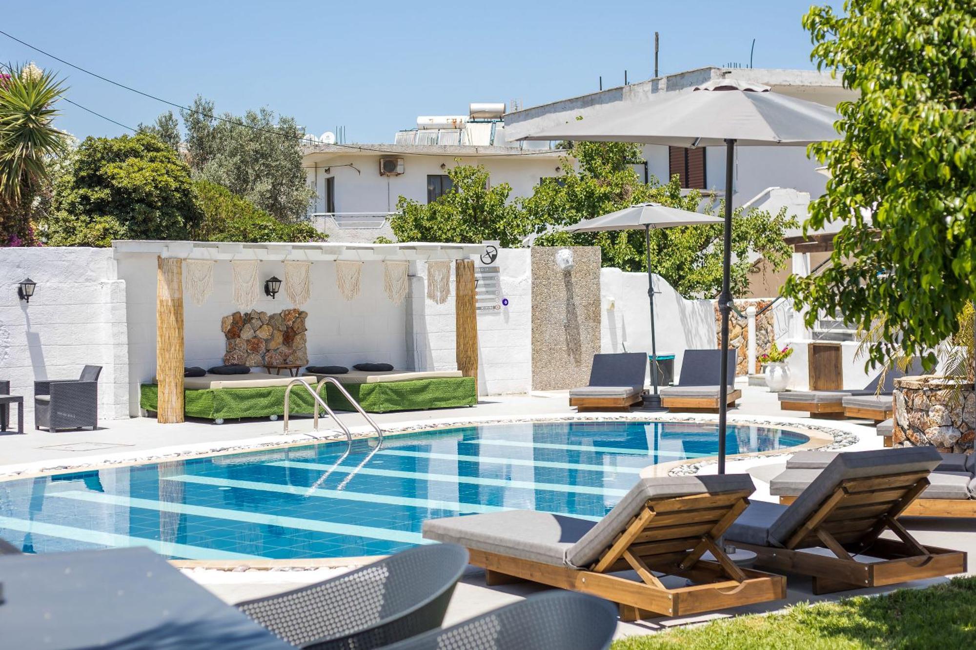 Toulas & Apts No2 Faliraki