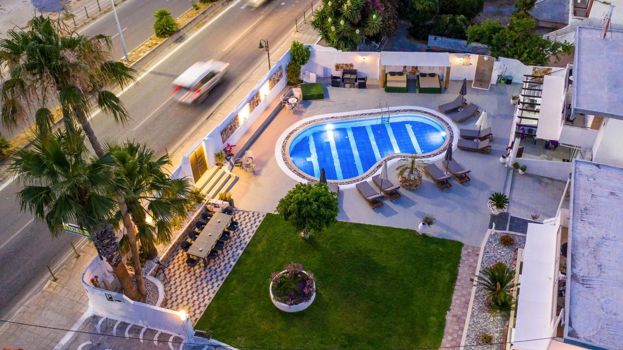 Toulas & Apts No2 * Faliraki