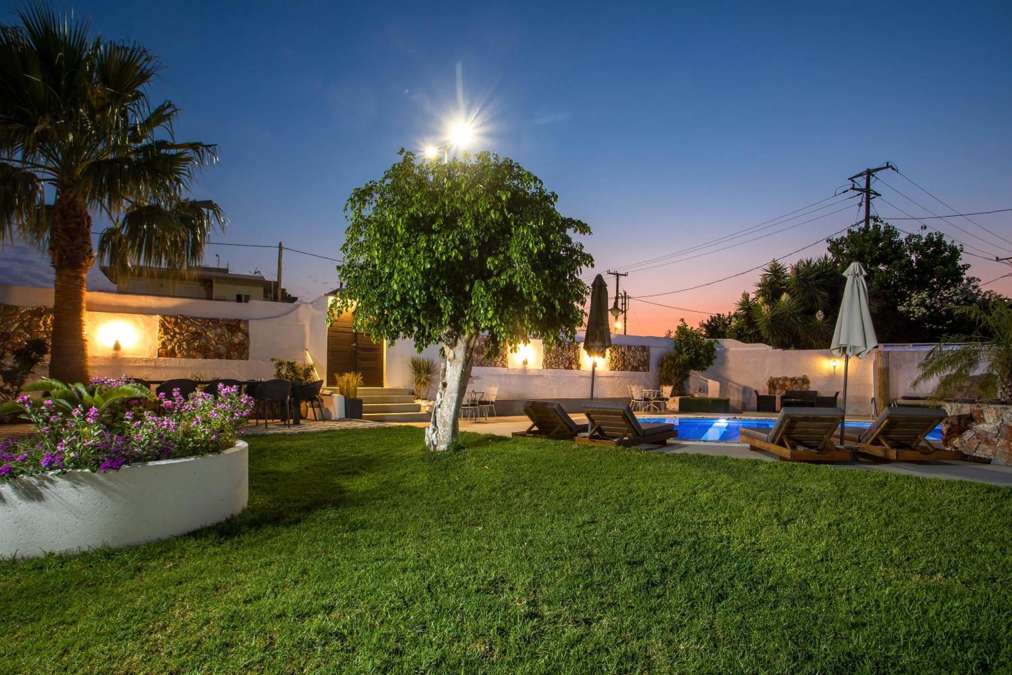 Apartment Toulas & Apts No2