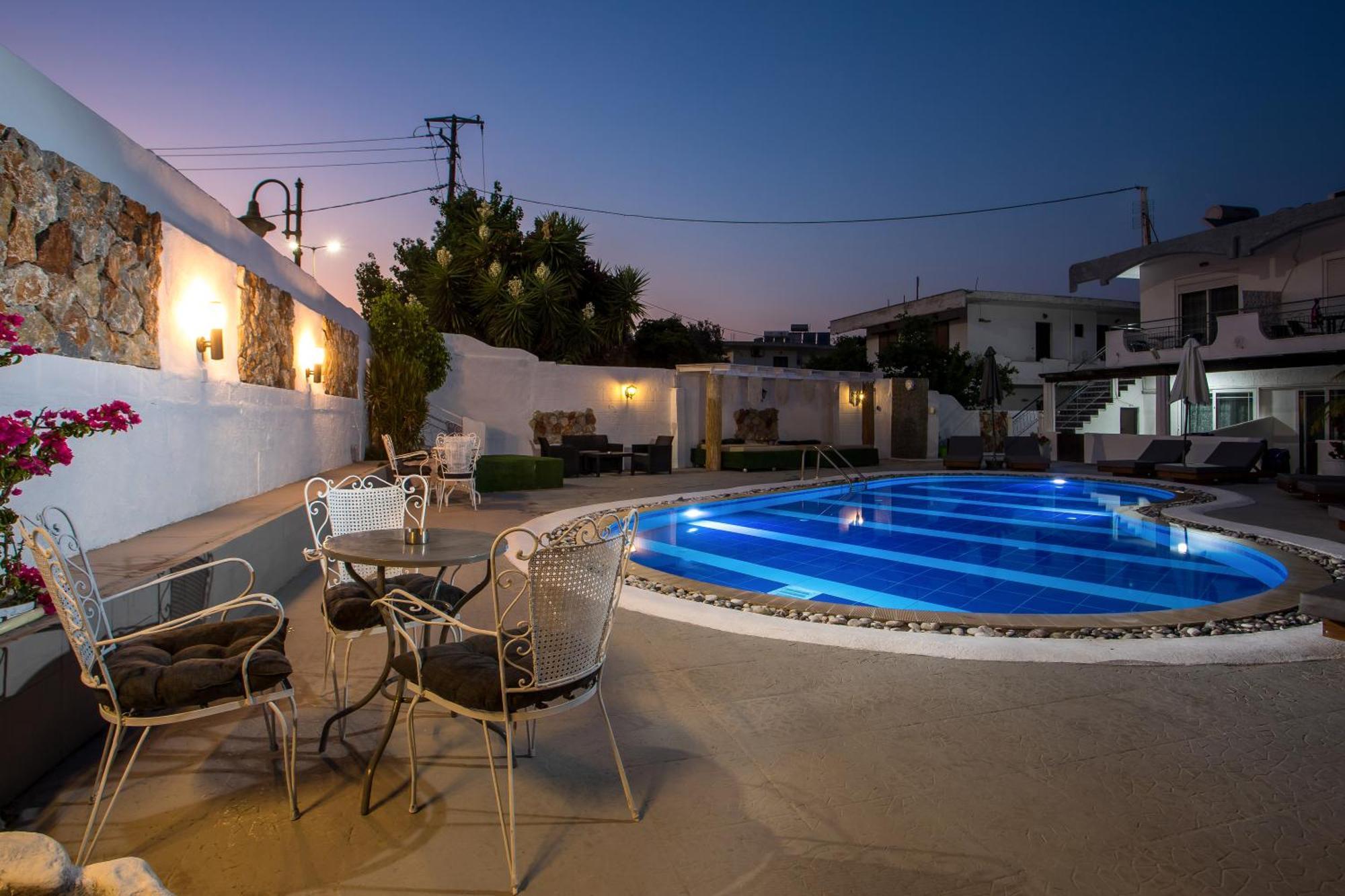 Apartment Toulas & Apts No2 *