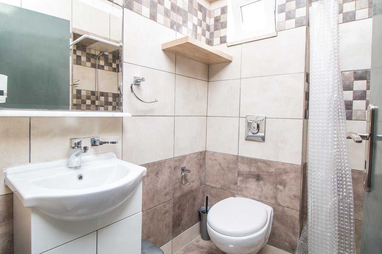 Toulas & Apts No2 * Faliraki