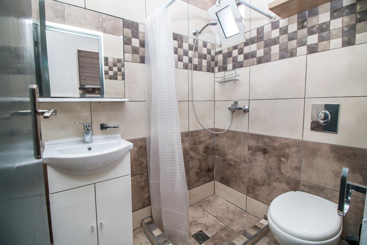 Apartment Toulas & Apts No2 *
